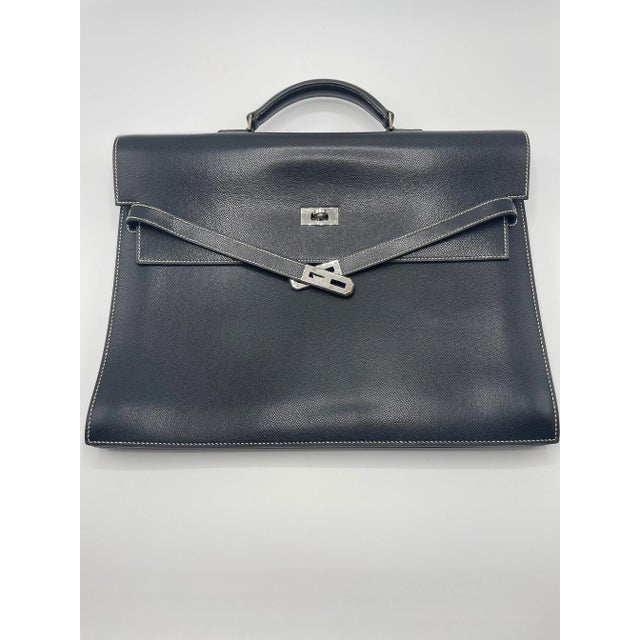 Hermès Kelly Depeche Black Epsom38cm For Sale In New York - Image 6 of 12
