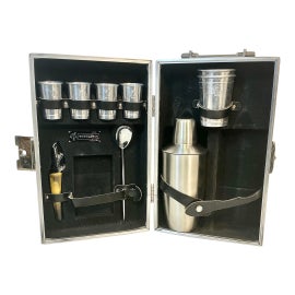 Example of Cocktail Shakers