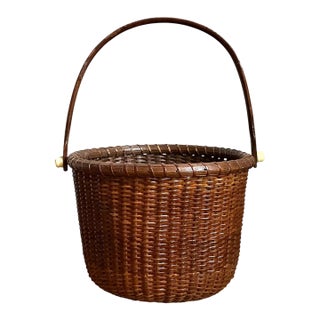 Vintage Woven Rattan Nantucket Basket With Handle For Sale