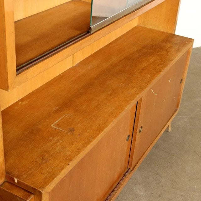 Vintage Italian Bookcase in Oak Veneer, 1950s For Sale - Image 4 of 8