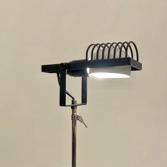 Black Sintesi Adjustable Floor Lamp by Ernesto Gismondi for Artemide, 1975 For Sale - Image 8 of 11