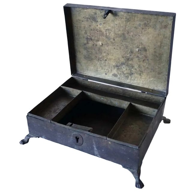 Anglo Indian Regency Patinated Brass Desk Box For Sale In Denver - Image 6 of 9