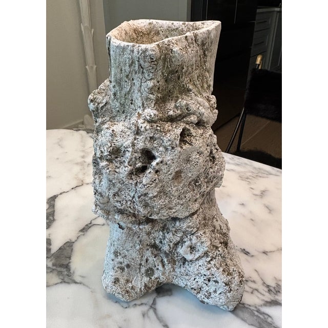 Mid-Century French Faux Bois Concrete Tree Stump Planter in Sculptural Burl Form For Sale - Image 12 of 17