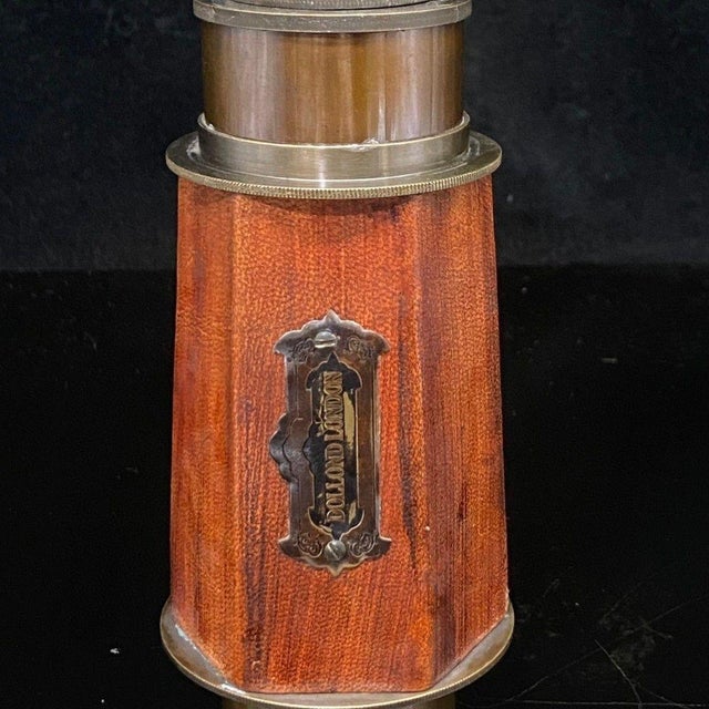Early 20th Century Hexagonal Telescope With Wooden Case – 18.1" Brass & Wood Spyglass For Sale - Image 4 of 6