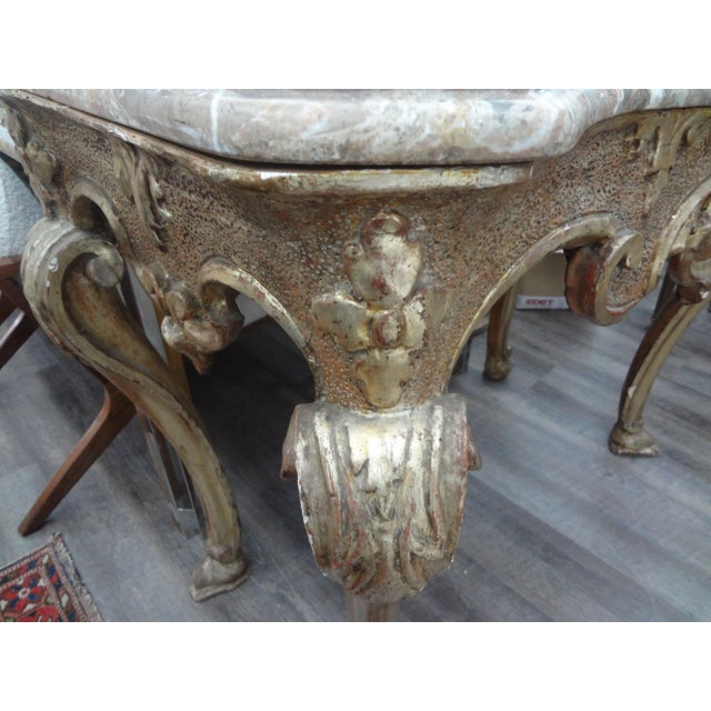 Gold 17th Century Italian Giltwood Console Table From Naples For Sale - Image 8 of 12