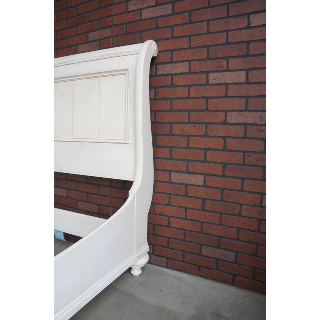 Farmhouse Ethan Allen New Country Queen Sleigh Bed For Sale - Image 3 of 8