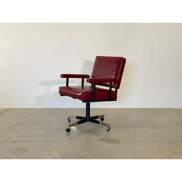 Metal Vintage Swivel Chair and Office Chairs, 1960s, Set of 3 For Sale - Image 7 of 17
