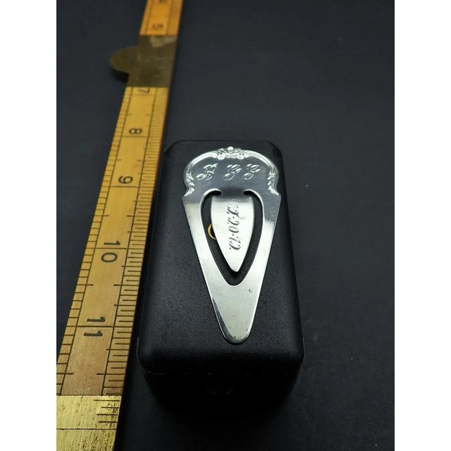 1970s Vintage 1970s S. Kirk & Son Sterling Silver Floral Scrolls Bookmark Clip Monograms For Sale - Image 5 of 5