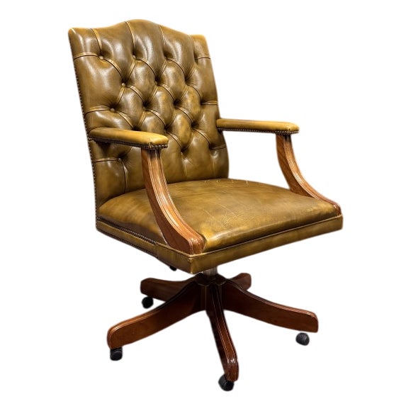 English Chesterfield Desk Chair in Yellow For Sale
