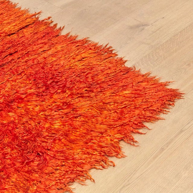 Turkish Hand Knotted Orange Wool Rug, 1980s For Sale - Image 12 of 18
