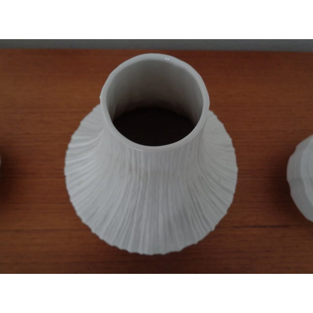 White Mid-Century Op Art Vases from Heinrich, 1960s, Set of 3 For Sale - Image 8 of 18