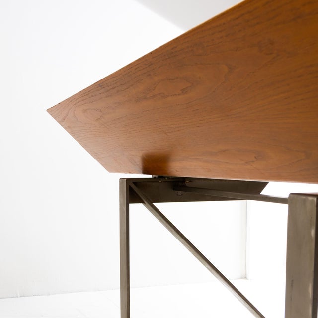 Holli Desk in Wood by Giovanni Offredi for Saporiti Italia, Italy, 1970, in Good conditions. Designed 1970 to 1979 I have...