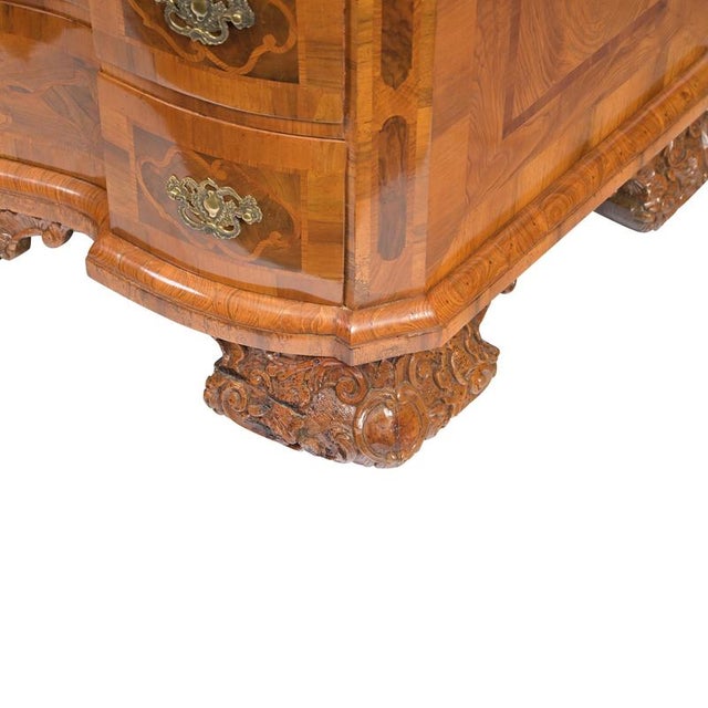 Brown Baroque Chest of Drawers, Braunschweig, 1740s For Sale - Image 8 of 10