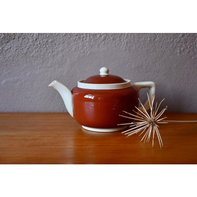 Two-Tone Sarreguemines Earthenware Teapot in Brown-Red and White, 1950s For Sale - Image 10 of 10
