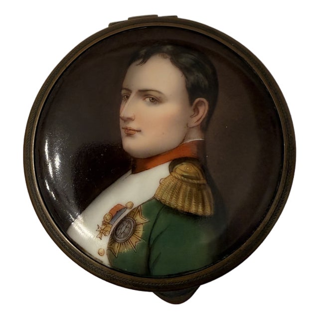 Magnificent 19th Century French Dore Bronze Vanity Trinket Box - Hand Painted Portrait Miniature of Napoleon Bonaparte For Sale