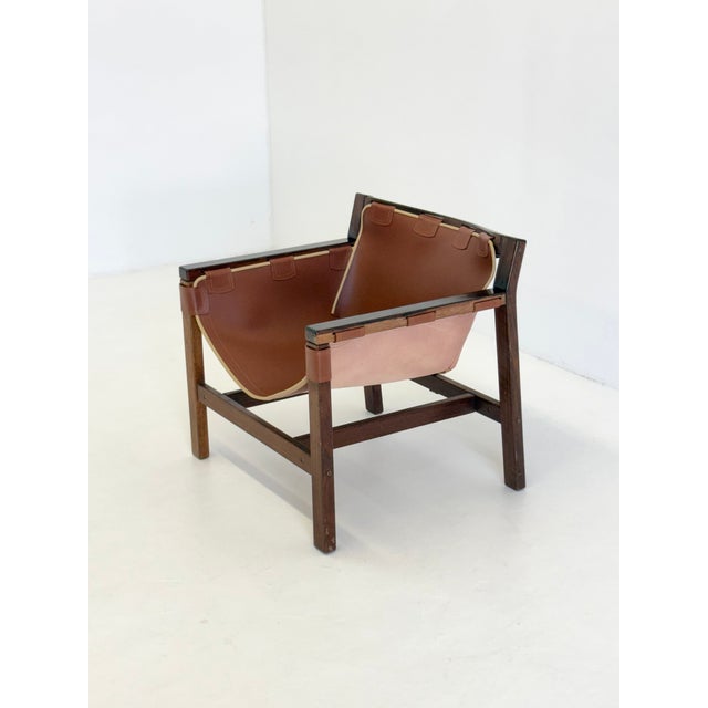This iconic Safari Lounge Chair by Carlo Hauner for Forma are a beautiful example of Italian design from the 1970s. The...