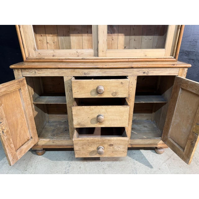Late 19th Century Pine Kitchen Dresser, 1890 For Sale - Image 5 of 11