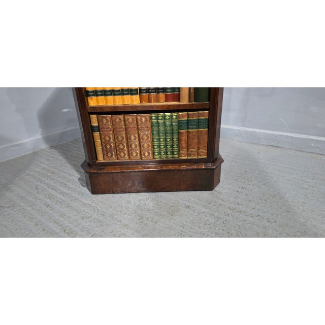 Adjustable Double-Sided Open Library Bookcase, 1880 For Sale - Image 3 of 18