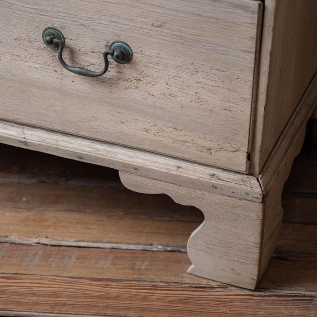 Georgian Oak Chest-on-Chest, c.1780 For Sale - Image 11 of 18