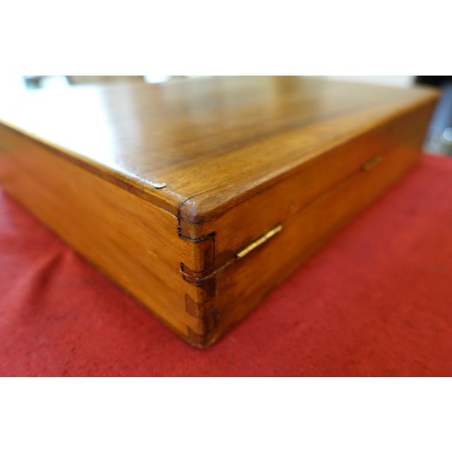 Tan Large Antique Painter's Case, 1890s For Sale - Image 8 of 9