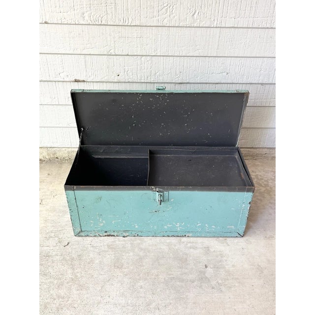 1950s Vintage Large & Heavy Teal Turquoise Green-Blue Metal Tool Chest Décor For Sale - Image 10 of 12