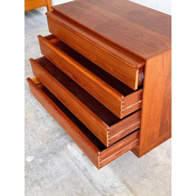 Mid Century Danish Teak Vanity Dresser by Westnofa Flip Top Mirror Chest For Sale - Image 11 of 12