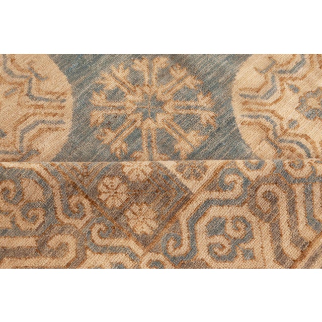 Inspired Traditional Rug Medallion Light Beige "Rondelle" by Doris Leslie Blau For Sale In New York - Image 6 of 8