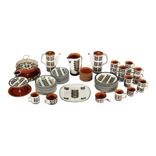 1960s Boch Belgian Rambouillet 81 Piece Dishware Set For Sale