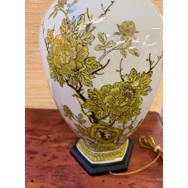 White Mid 20th Century Mid Century Modern Attributed to Marbro Lamp Company Chinoiserie Porcelain Ginger Jar Lamp With Imari Design For Sale - Image 8 of 8