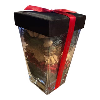 Vintage Lord & Taylor Potpourri Holiday Blend in Glass Vase For Sale