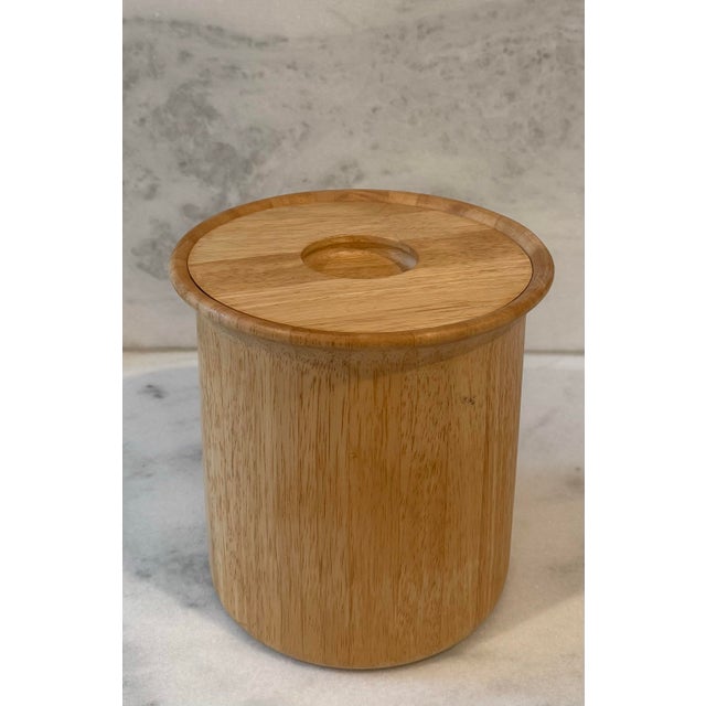 Vintage Blonde Wood Ice Bucket With Lid and Liner For Sale - Image 4 of 9