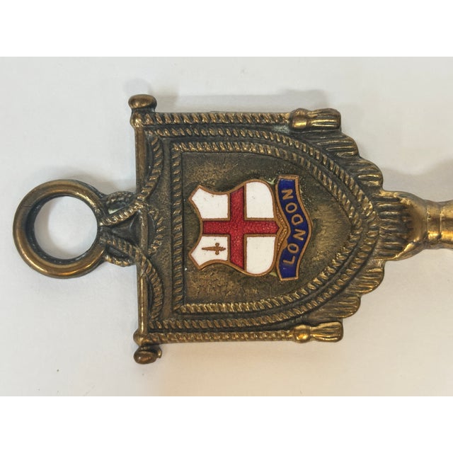 Victorian Vintage English Brass Toasting Fork With City of London Heraldic Coat of Arms For Sale - Image 3 of 14