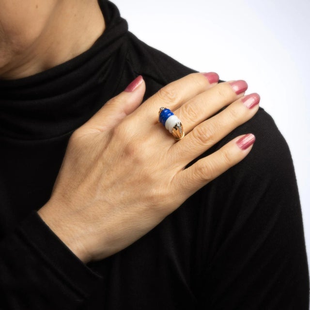 Mid 20th Century Mid Century Vintage Ring Diamond Fluted Sodalite White Agate 14k Gold Cocktail size 6.5 For Sale In Los Angeles - Image 6 of 7