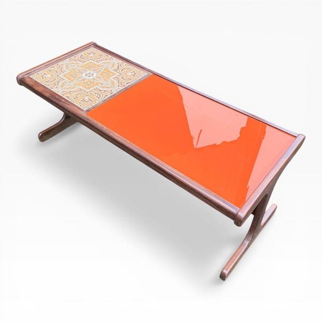 Mid-Century Orange Acrylic Glass Coffee Table from G-Plan, 1960s For Sale - Image 4 of 9