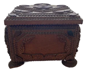 Early 20th Century Tramp Art Box