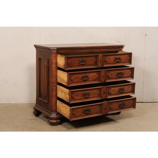 18th Century Italian Walnut Wood Cassettiera For Sale - Image 11 of 12
