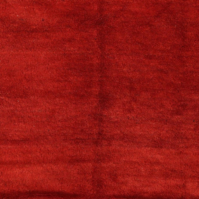 Middle Eastern Red Gabbeh Rug in Wool For Sale - Image 4 of 8