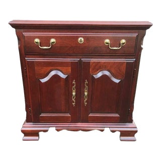 Late 20th Century Pennsylvania House Chippendale Style Cherry Nightstand For Sale