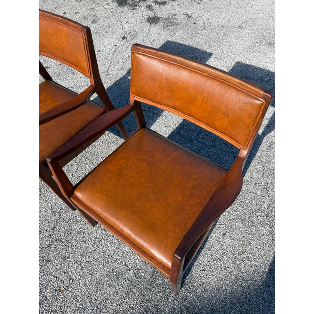 Mid-Century Modern Jens Risom Model C140 "Playboy" Walnut Armchairs - A Pair For Sale In West Palm - Image 6 of 10