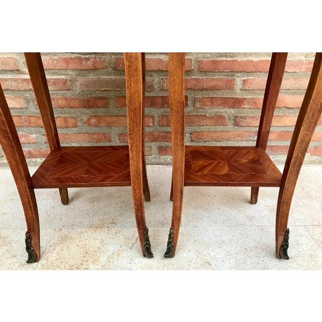 Louis XV French Walnut Bedside Tables with Marquetry, Set of 2 For Sale - Image 9 of 16