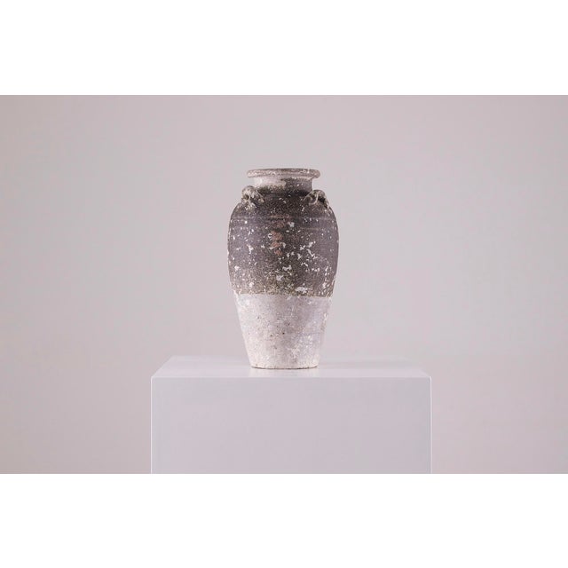 Storage jar with 4 eyelet handles, in light stoneware with brownish glaze. Thailand, sawankhalok/si sachanalai kilns,...