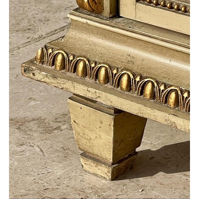 Napoleon III Lacquered Display Case For Sale - Image 10 of 13