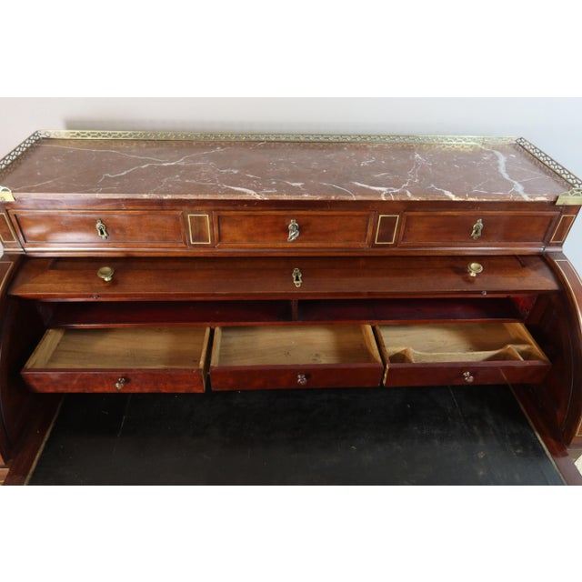 Tan Louis XVI Cylinder Desk in Wood For Sale - Image 8 of 12