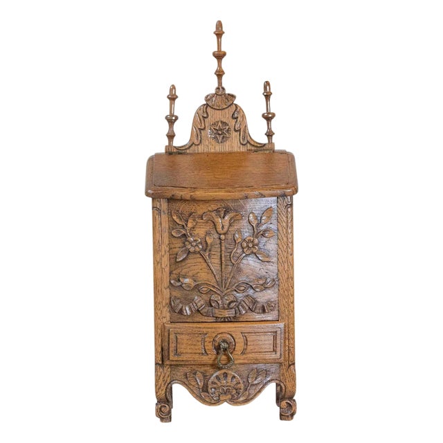 Early 20th Century French Hand-Carved Flour Box For Sale