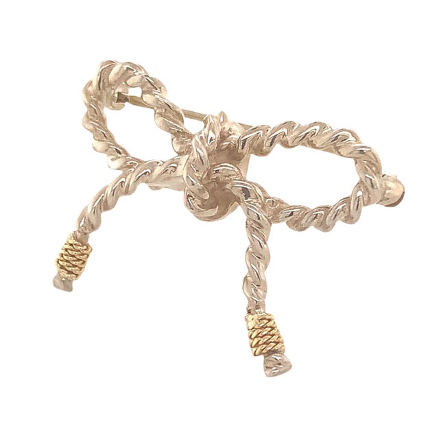 1990s Tiffany & Co Estate Twisted Rope Bow Brooch Pin Silver + 14k Gold 5.8 Grams For Sale - Image 10 of 11