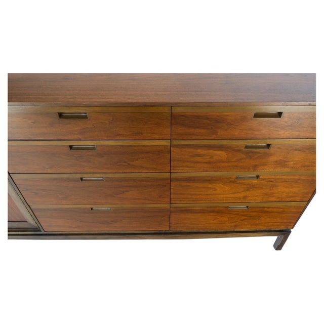 Mid Century Danish Modern Walnut 11 Drawers Dresser Credenza 2 Doors Compartment For Sale - Image 9 of 12