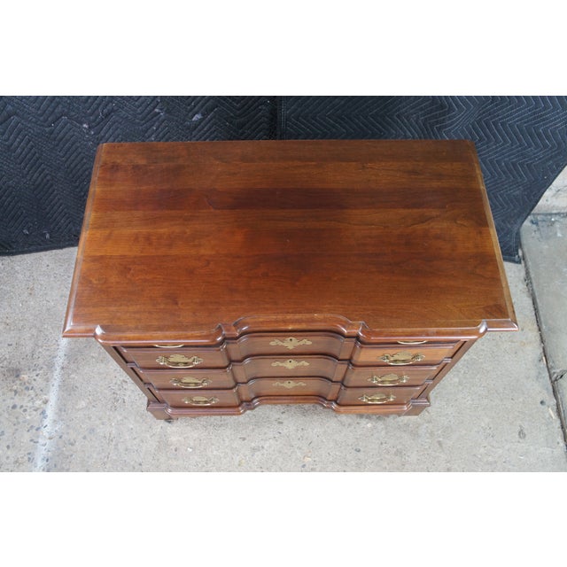 1970s 1970s Pennsylvania House Georgian Style Cherry Block Front Chest of Drawers Dresser For Sale - Image 5 of 12