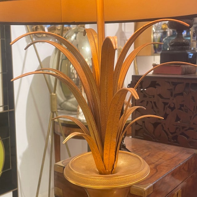 Hollywood Regency Hollywood Regency Golden Table Lamp For Sale - Image 3 of 11