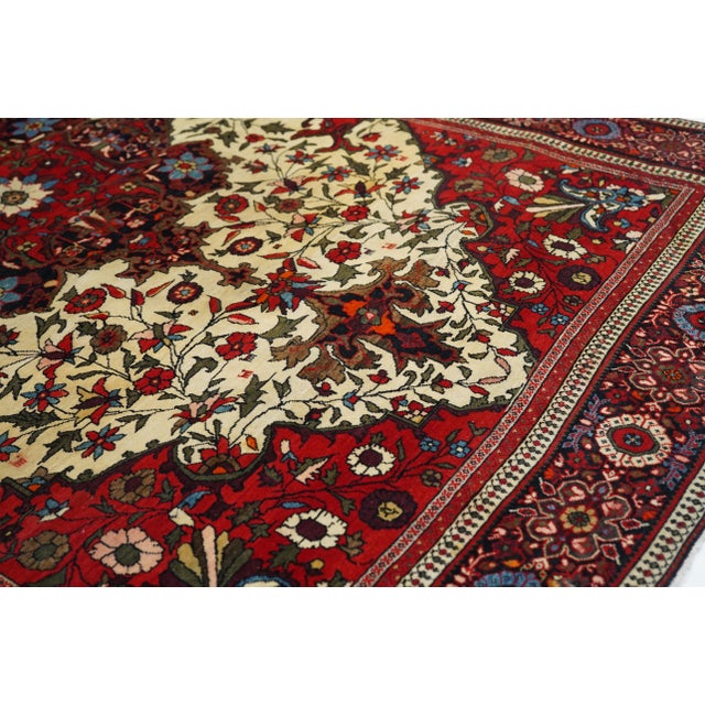 Antique Farahan Sarouk Rug 4'3'' X 6'4'' For Sale In New York - Image 6 of 9