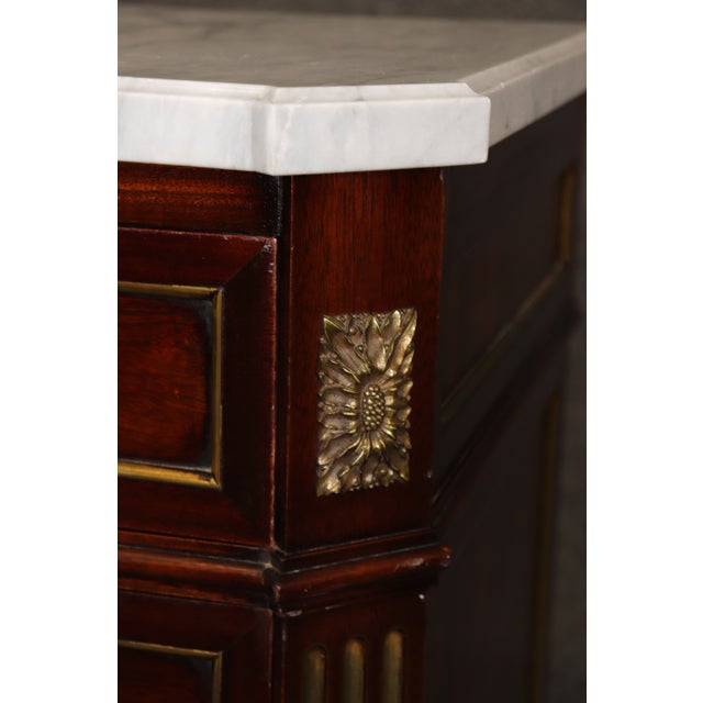 French Louis XVI Directoire Style Brass Mounted White Marble Top Commode For Sale In Philadelphia - Image 6 of 17